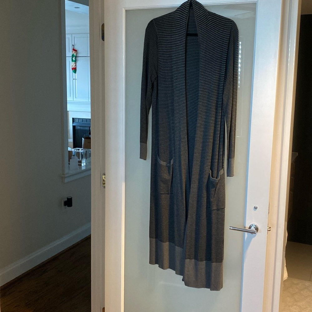 Gray duster